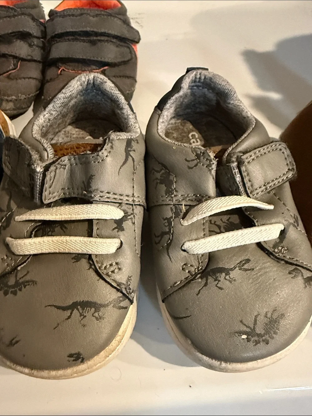 3 pairs Infant boys shoes Sz 3 (3-6 months)